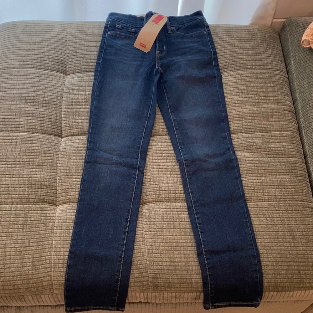 Levi's Women's Dark Blue Skinny Jeans